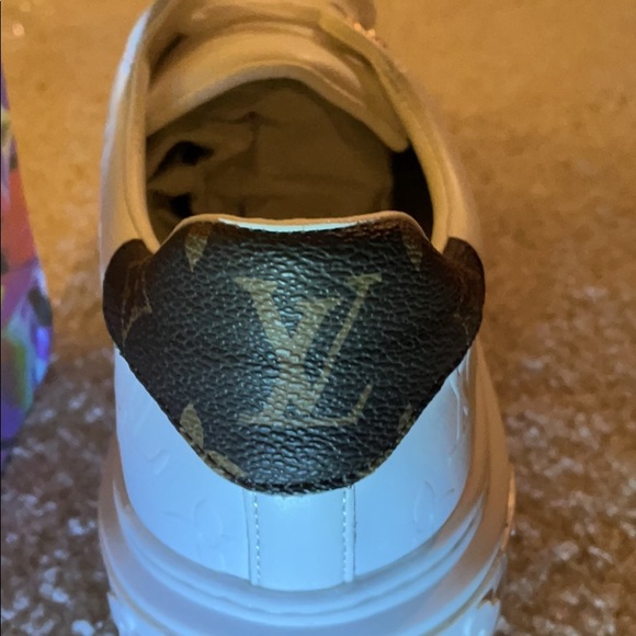New Louis Vuitton Tennis shoes AAA, size 39 EU - Picture 3 of 11